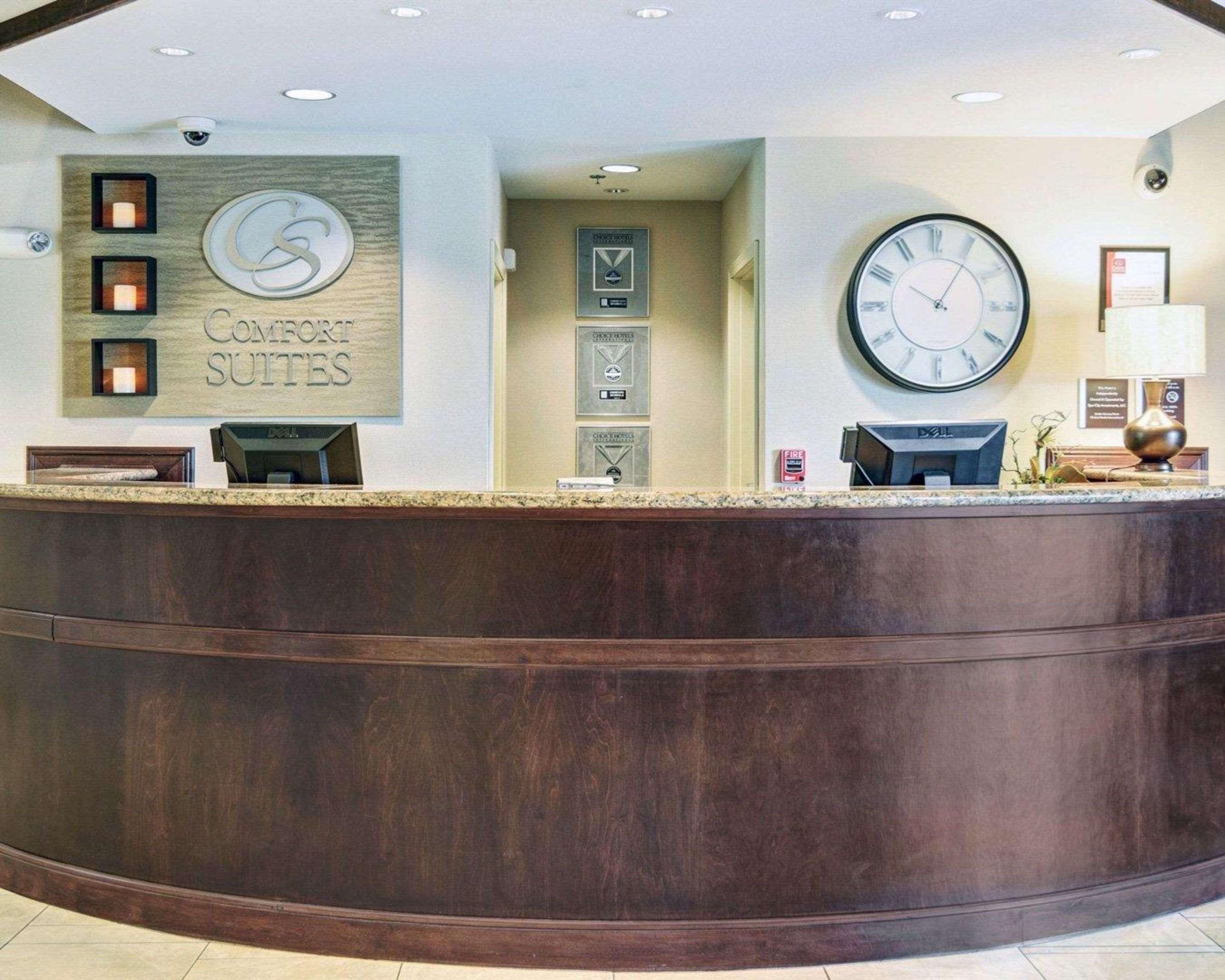 Comfort Suites Near Hot Springs Park Екстериор снимка