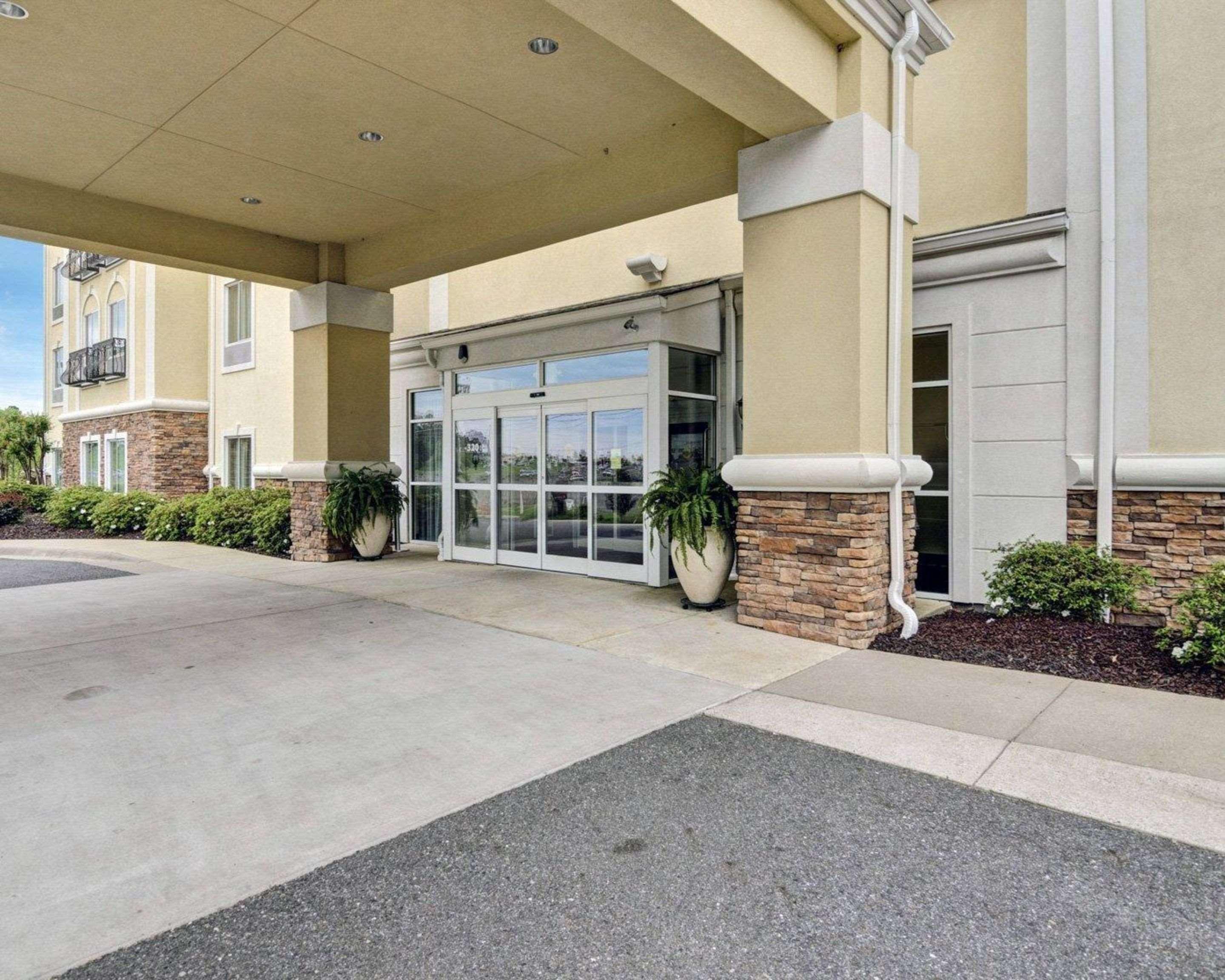 Comfort Suites Near Hot Springs Park Екстериор снимка
