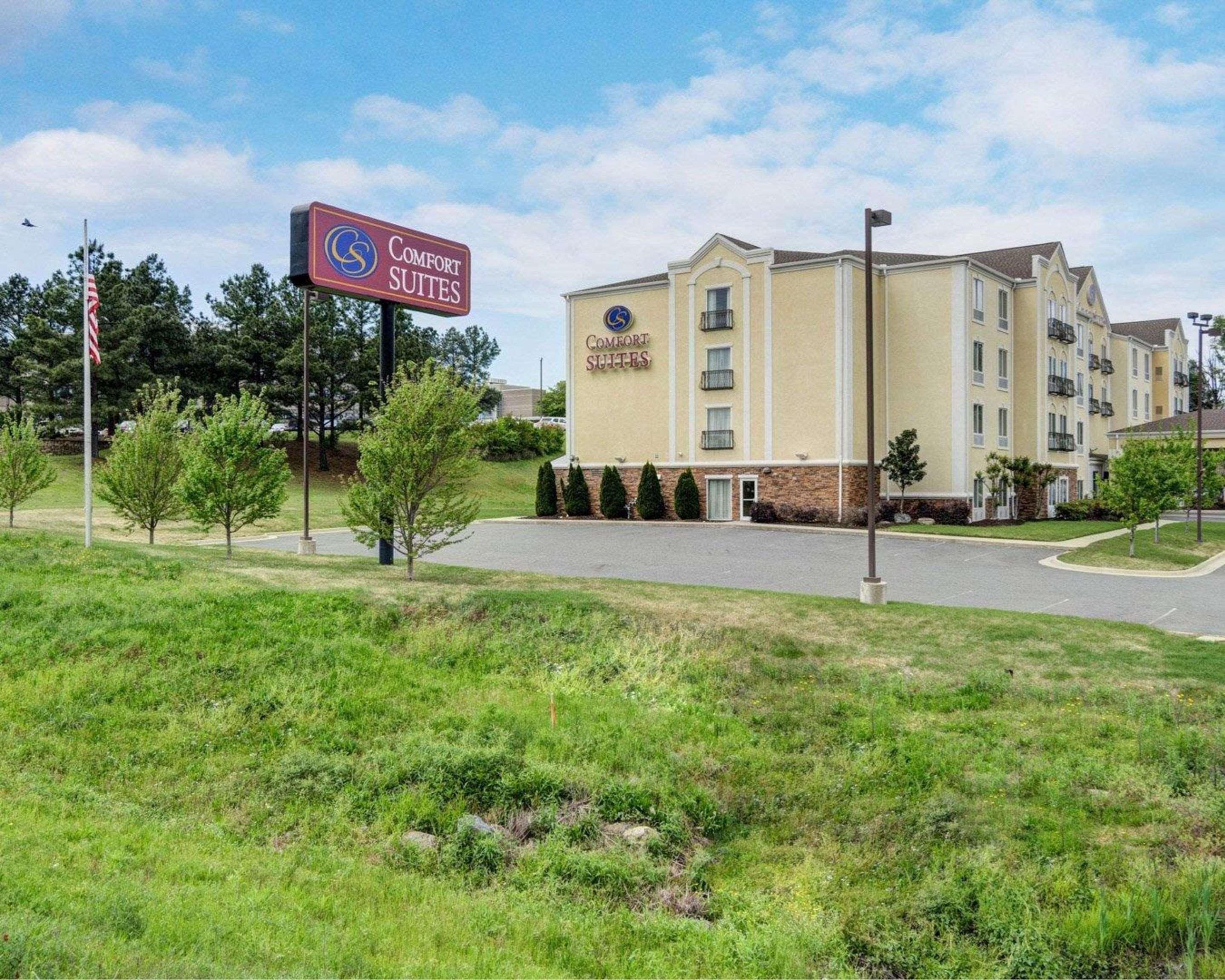 Comfort Suites Near Hot Springs Park Екстериор снимка