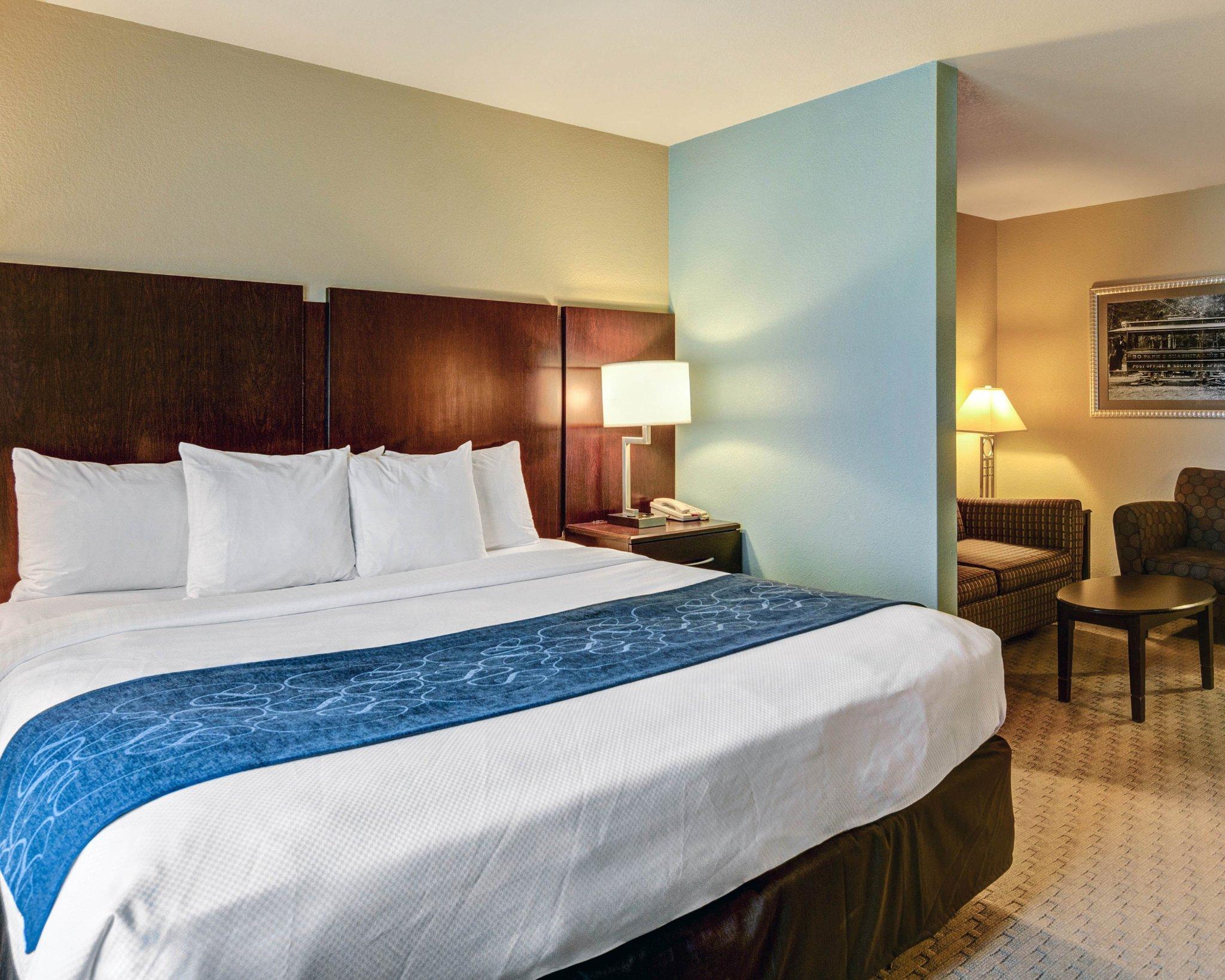 Comfort Suites Near Hot Springs Park Екстериор снимка