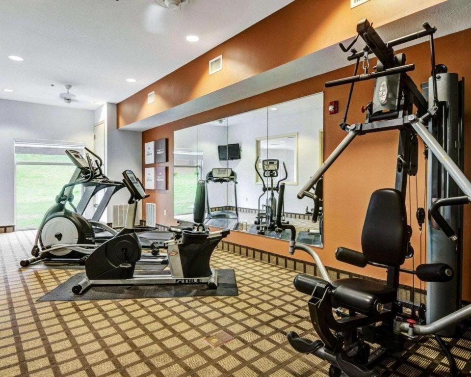 Comfort Suites Near Hot Springs Park Екстериор снимка